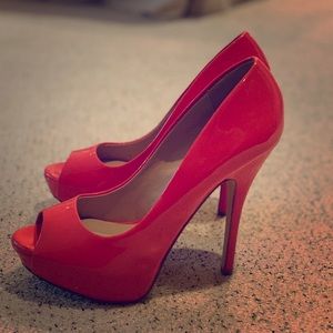 Aldo shiny salmon peeptoe pumps